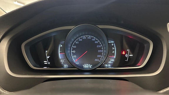 Volvo V40 19 of 30