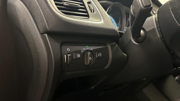 Volvo V40 10 of 30