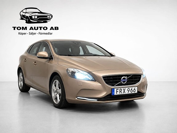 Volvo V40 7 of 30