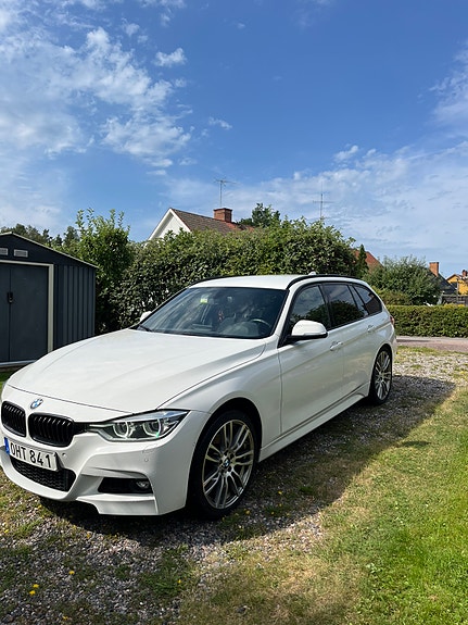 BMW 320d 4 of 6