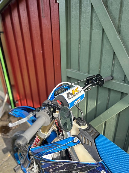 TM 125 EN (supermoto) 17 of 21