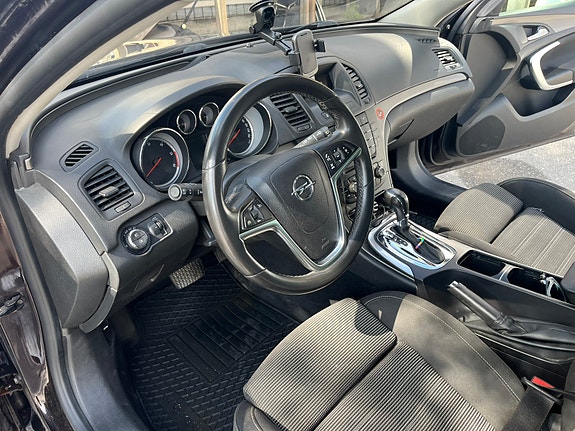 Opel Insignia 7 of 9
