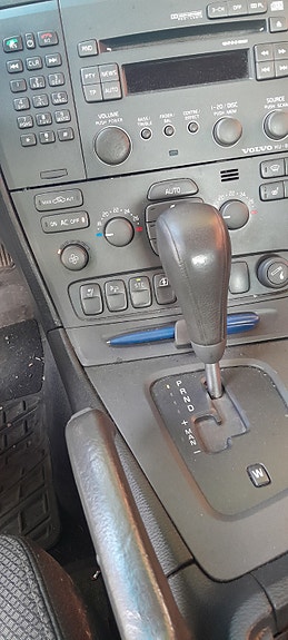 Volvo S60 4 of 6
