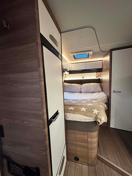 Knaus Live Ti 650 MF 11 of 18