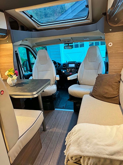 Knaus Live Ti 650 MF 9 of 18