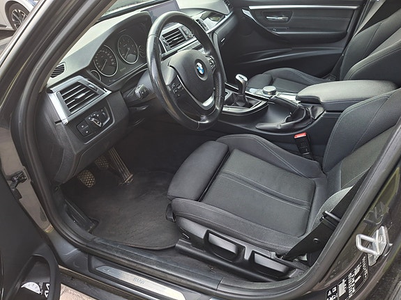 BMW 318d 9 of 10