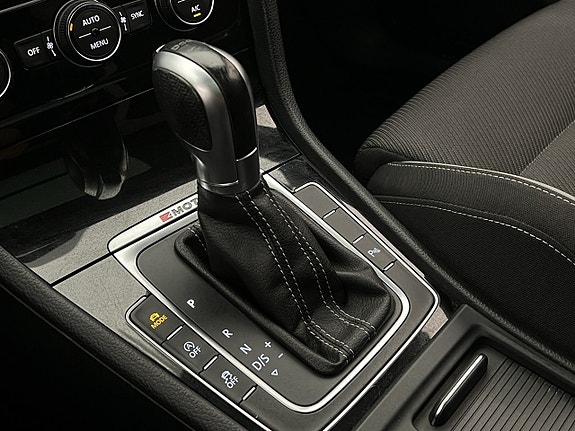 Volkswagen Golf I 25 of 27