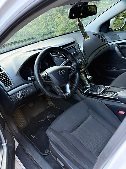 Hyundai i40 3 of 4