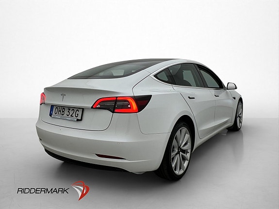 Tesla Model 3 9 of 30