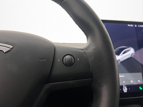 Tesla Model 3 20 of 30