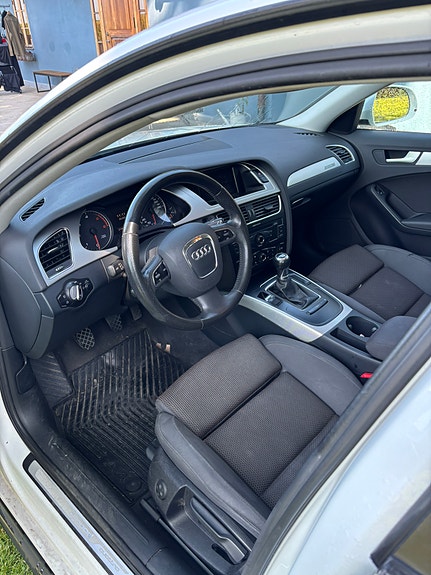 Audi A4 allroad 7 of 9