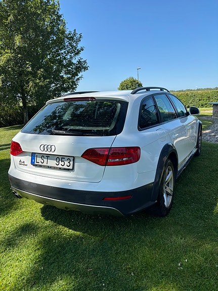 Audi A4 allroad 3 of 9