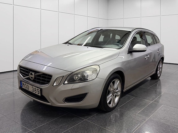 Volvo V60 5 of 12