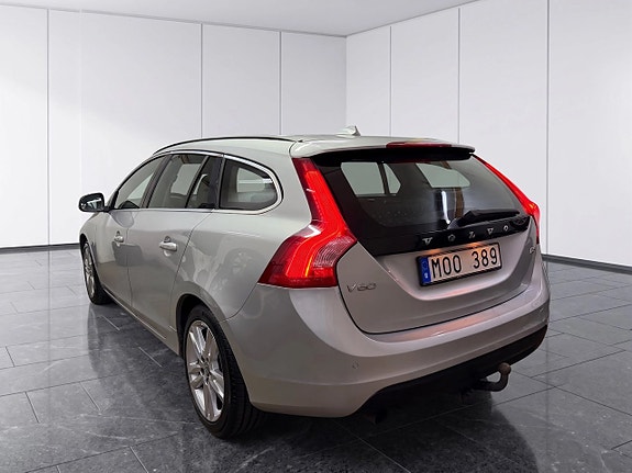 Volvo V60 4 of 12
