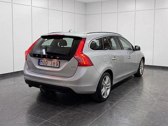 Volvo V60 6 of 12