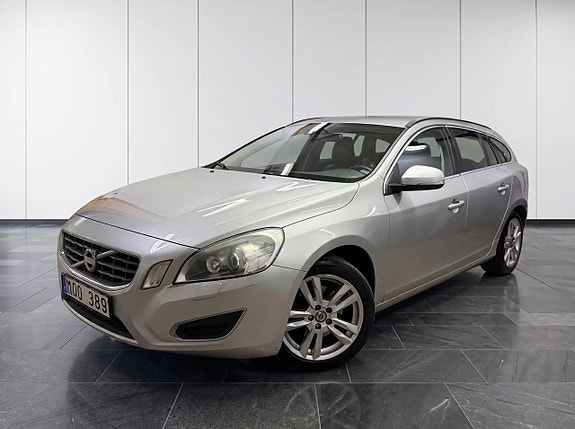 Volvo V60 7 of 12