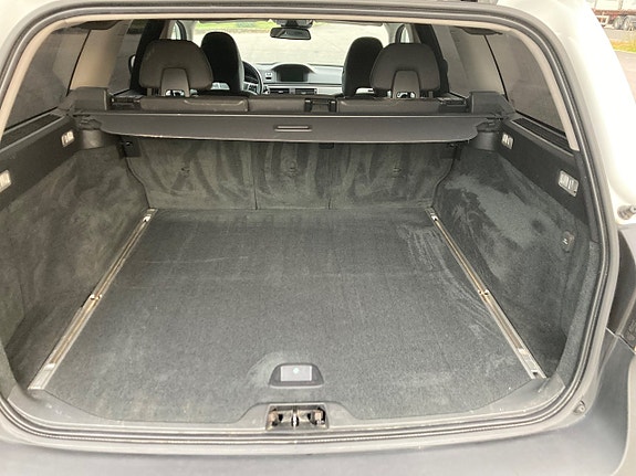 Volvo XC70 10 of 22