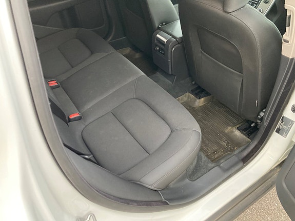 Volvo XC70 13 of 22