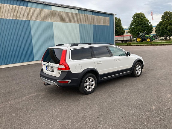 Volvo XC70 5 of 22