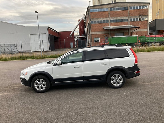 Volvo XC70 8 of 22