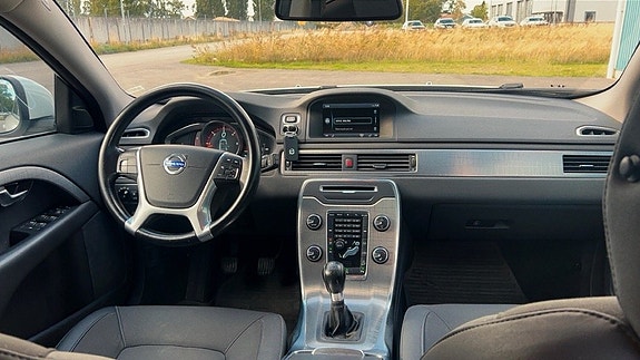 Volvo XC70 4 of 8