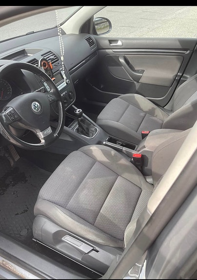 Volkswagen Golf V 4 of 7