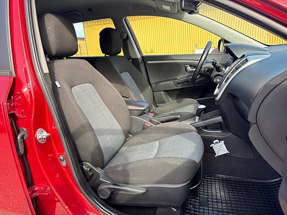 Kia Ceed 11 of 13