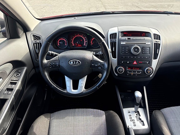 Kia Ceed 7 of 13