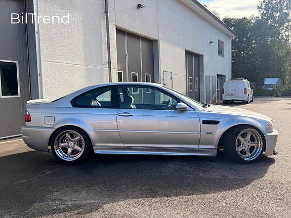 BMW M3 2 of 19