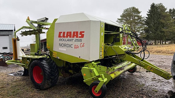 Claas Rollant 255 RotoCut 2 of 7