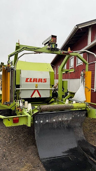 Claas Rollant 255 RotoCut 3 of 7