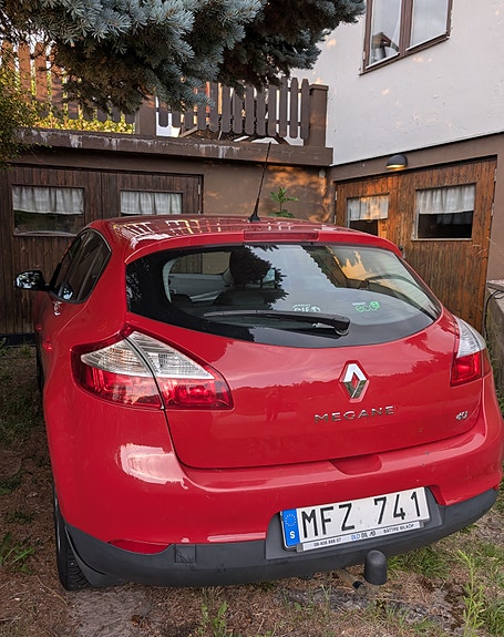 Renault Megane III 2 of 3