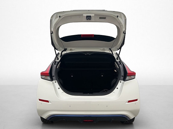 Nissan Leaf 26 of 30