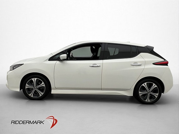 Nissan Leaf 5 of 30