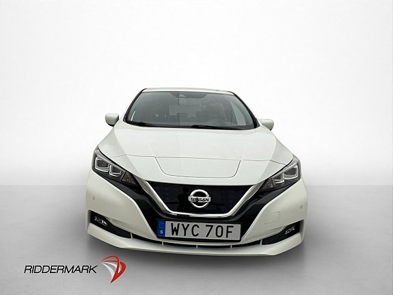 Nissan Leaf 3 of 30