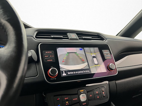 Nissan Leaf 23 of 30