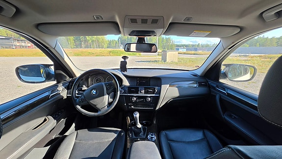 BMW X3 5 of 6
