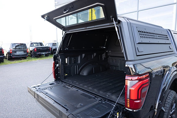 Ford F-150 10 of 24