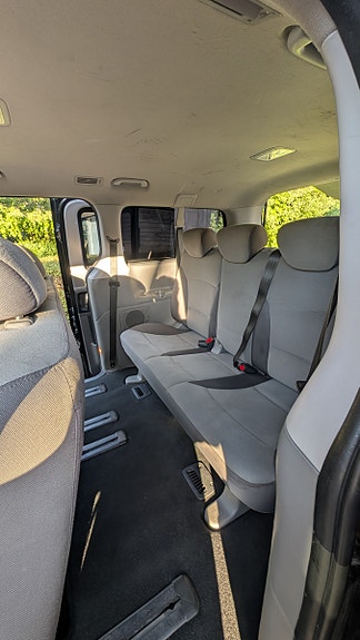 Hyundai H-1 6 of 12