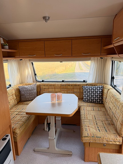 Knaus Blueline 2 of 8
