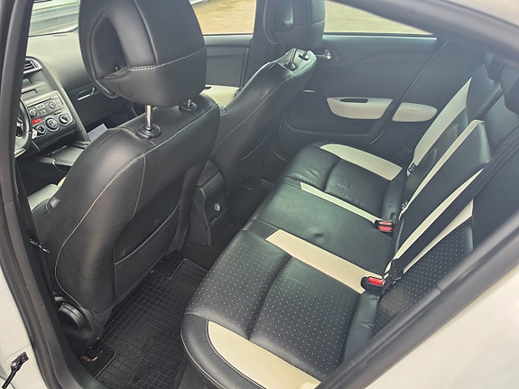 Citroen DS4 9 of 10