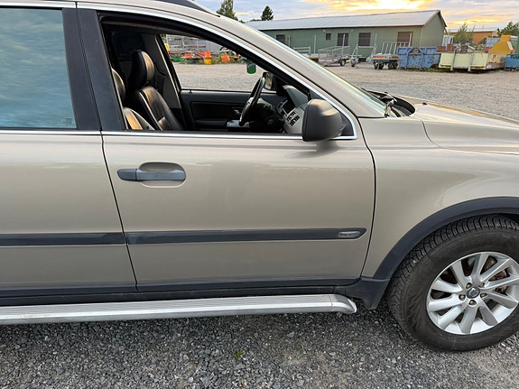 Volvo XC90 21 of 30