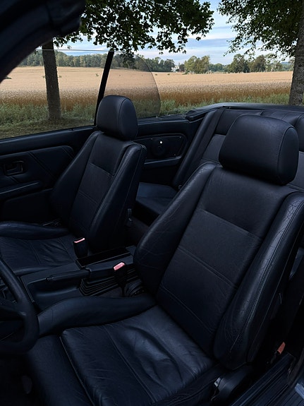BMW 325i 10 of 14