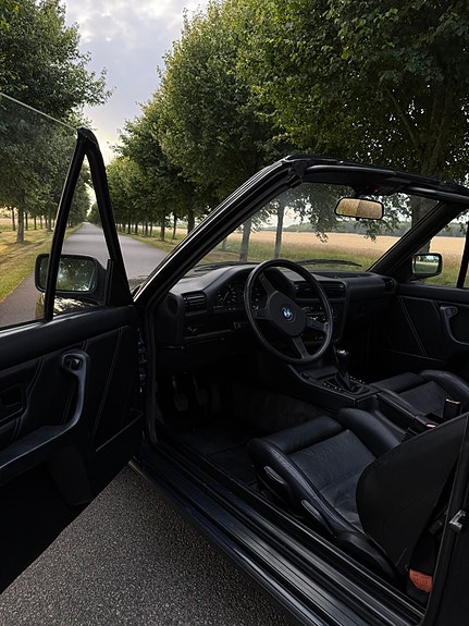 BMW 325i 9 of 14