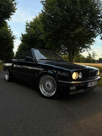 BMW 325i 5 of 14