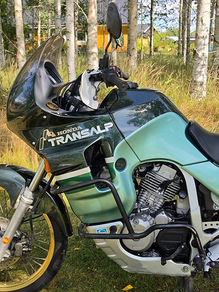 Honda XL600V Video 12 of 13