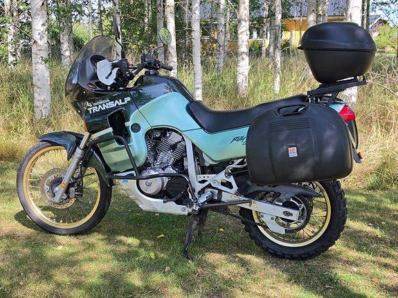 Honda XL600V Video 8 of 13