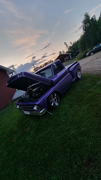 Chevrolet C10 4 of 7