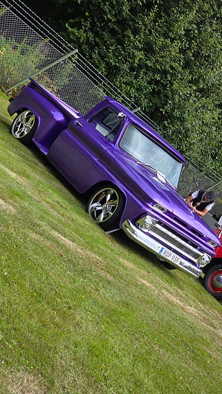 Chevrolet C10 2 of 7