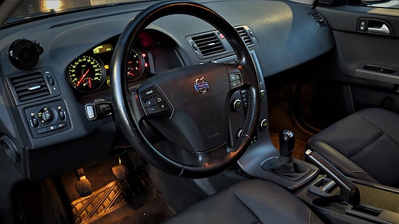 Volvo V50 8 of 16